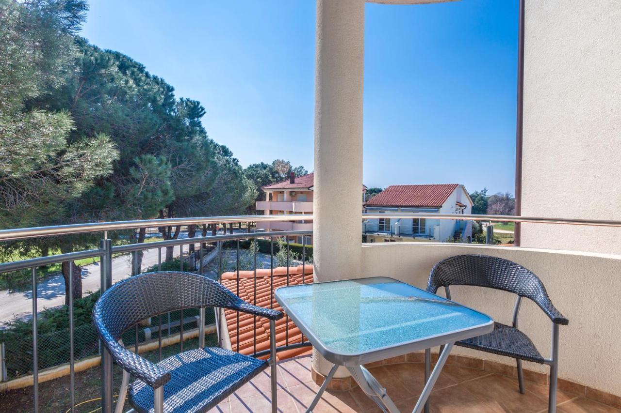 Pinia Apartamento Medulin Exterior foto