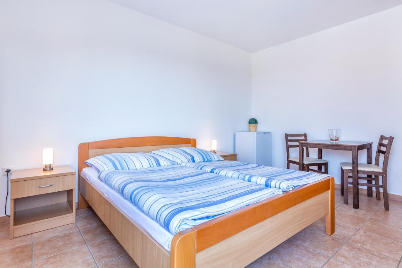 Pinia Apartamento Medulin Exterior foto